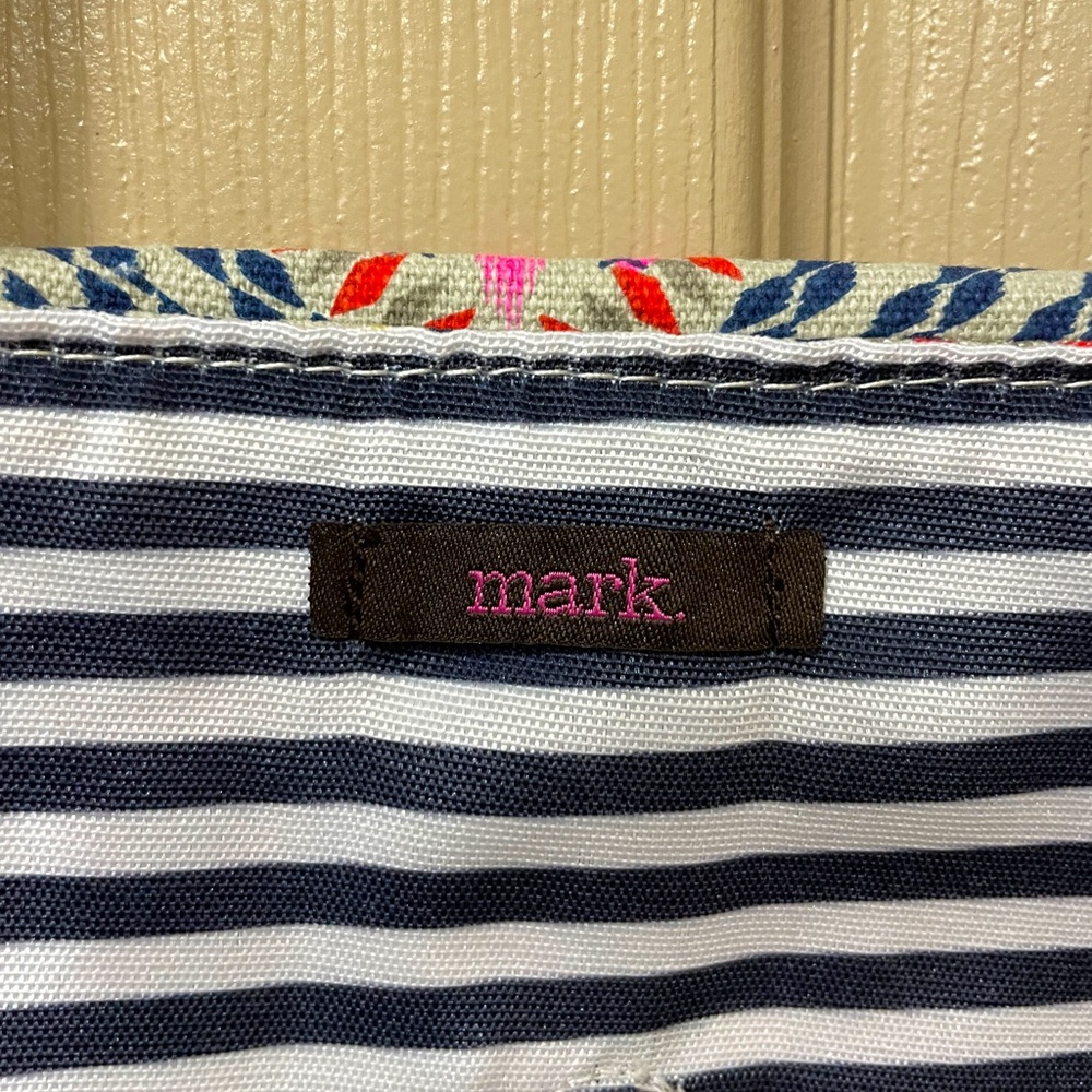 Mark Spring/Summer Beach Tote/Bag Reversible! NWT - Picture 5 of 5